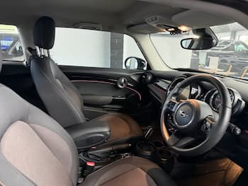 Used MINI Hatch 2023 for sale - 79749452: Photo
