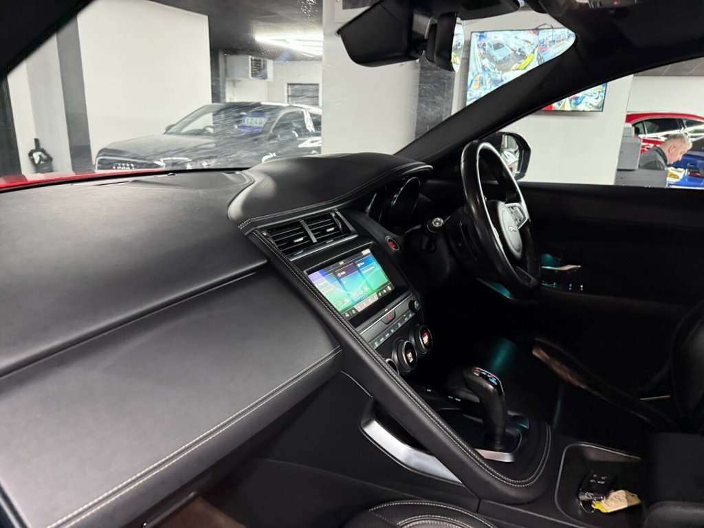 Used Jaguar E-Pace 2019 for sale - 76654794: Photo 31