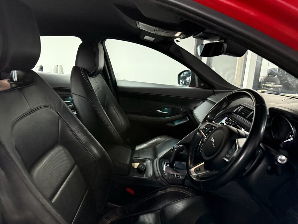 Used Jaguar E-Pace 2019 for sale - 76654794: Photo 33