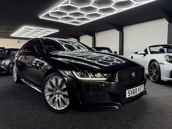 Used Jaguar XE 2018 for sale - 76469880: Photo