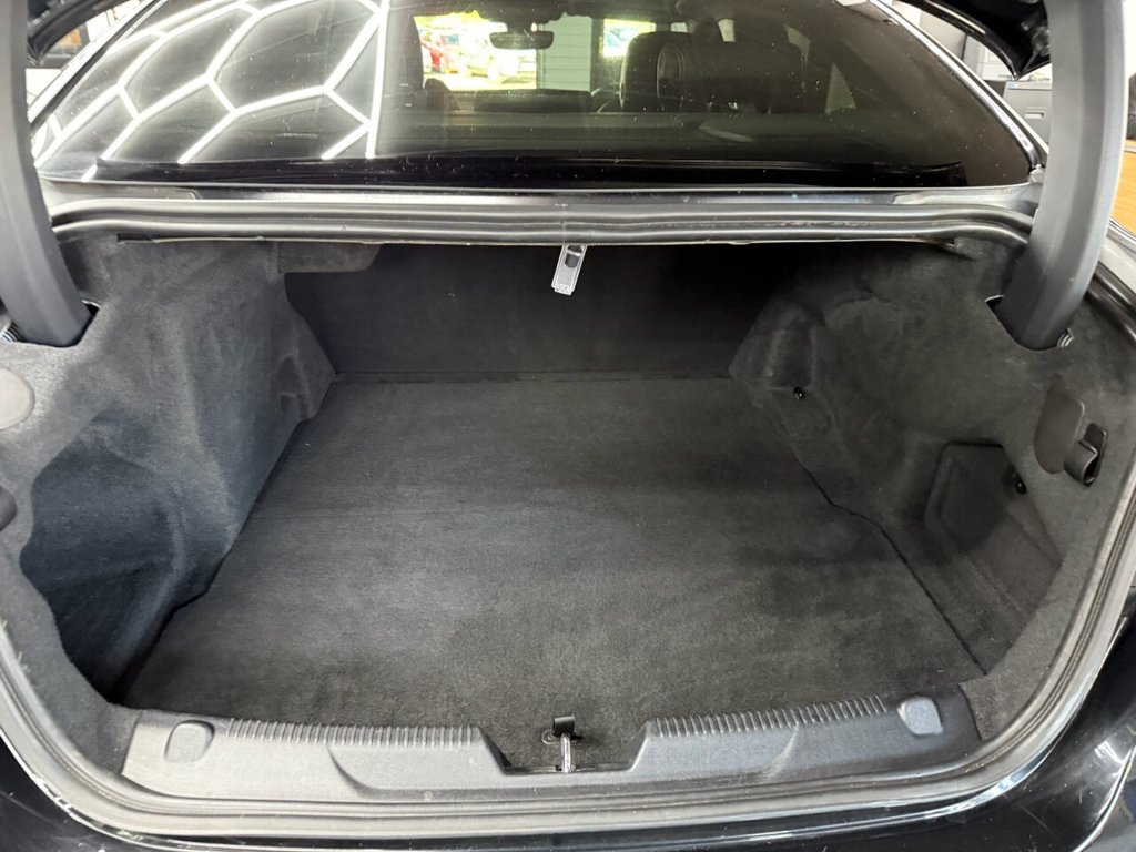 Used Jaguar XE 2018 for sale - 76469880: Photo 44