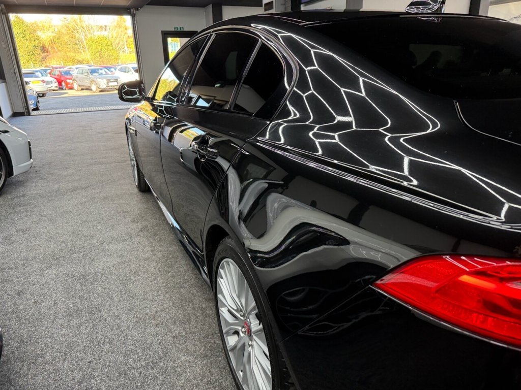 Used Jaguar XE 2018 for sale - 76469880: Photo 6