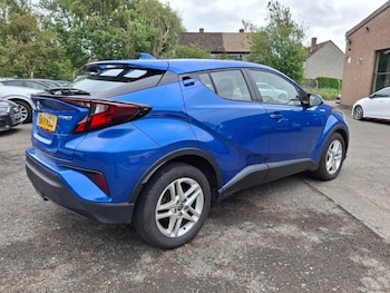 Used Toyota C-HR 2021 for sale - 79117534: Photo