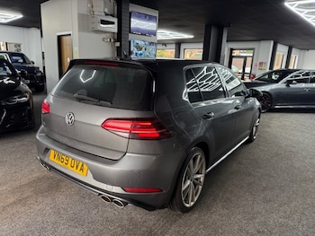 Used Volkswagen Golf 2019 for sale - 77631530: Photo