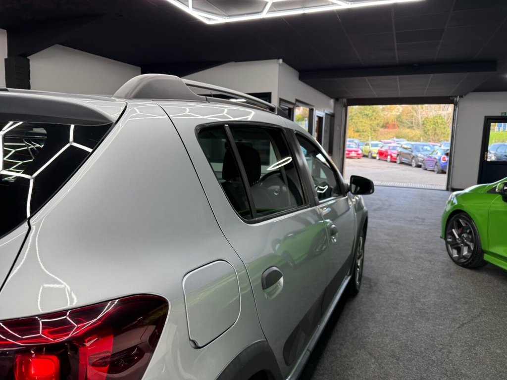 Used Dacia Sandero Stepway 2019 for sale - 76356568: Photo 11