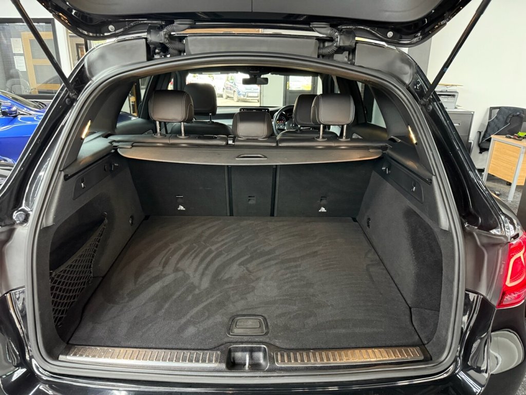 Used Mercedes-Benz GLC 2022 for sale - 76454089: Photo 43