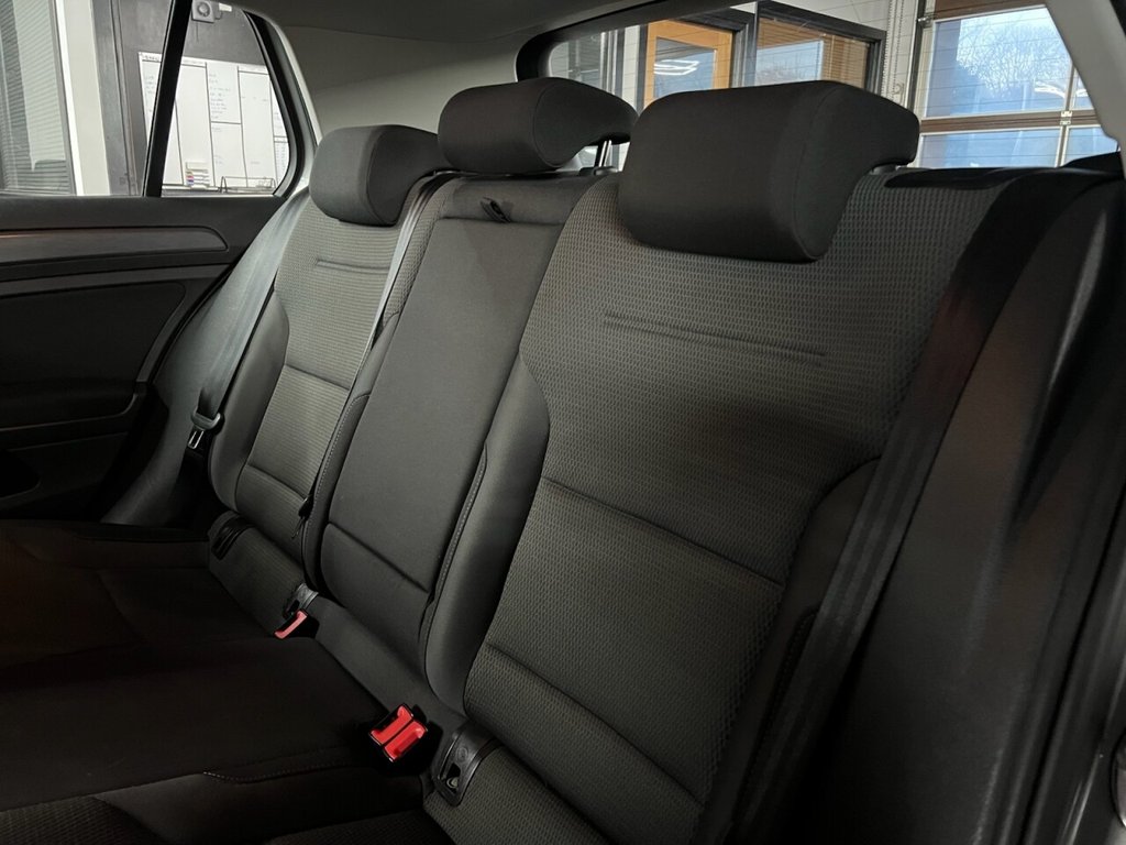 Used Volkswagen Golf 2019 for sale - 77642518: Photo 44