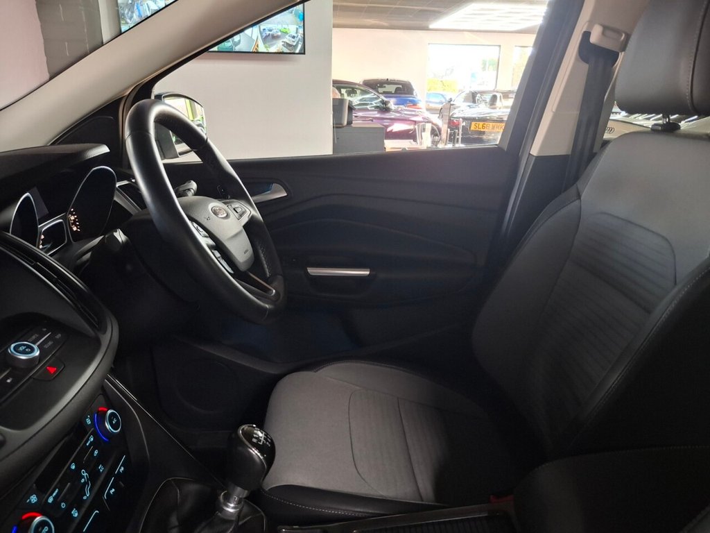 Used Ford Kuga 2016 for sale - 76235658: Photo 25