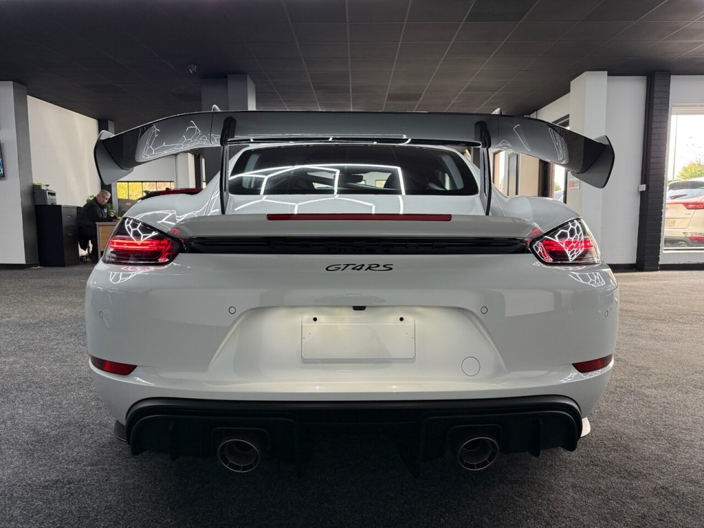 Used Porsche Cayman 2025 for sale - 76439231: Photo 10