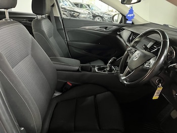 Used Vauxhall Insignia 2020 for sale - 79313930: Photo
