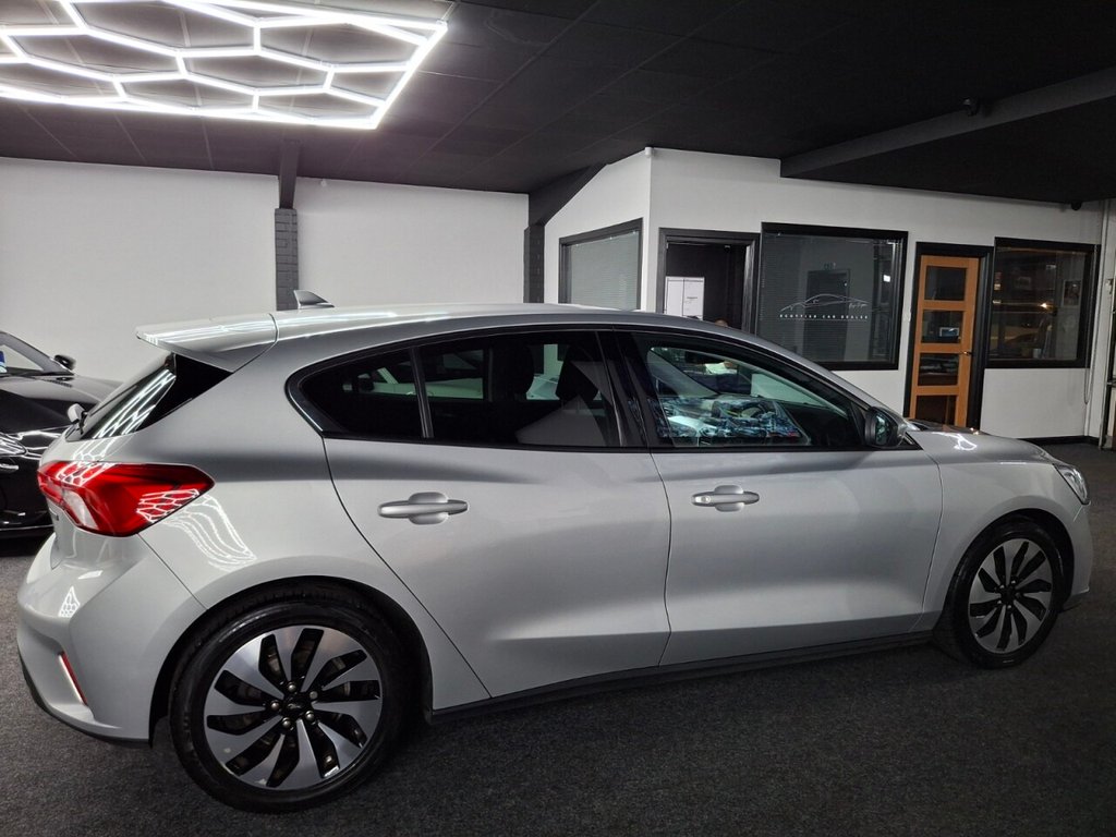 Used Ford Focus 2019 for sale - 76323147: Photo 14