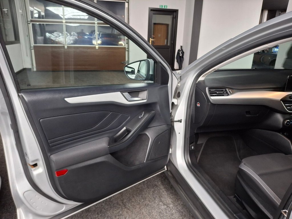 Used Ford Focus 2019 for sale - 76323147: Photo 24