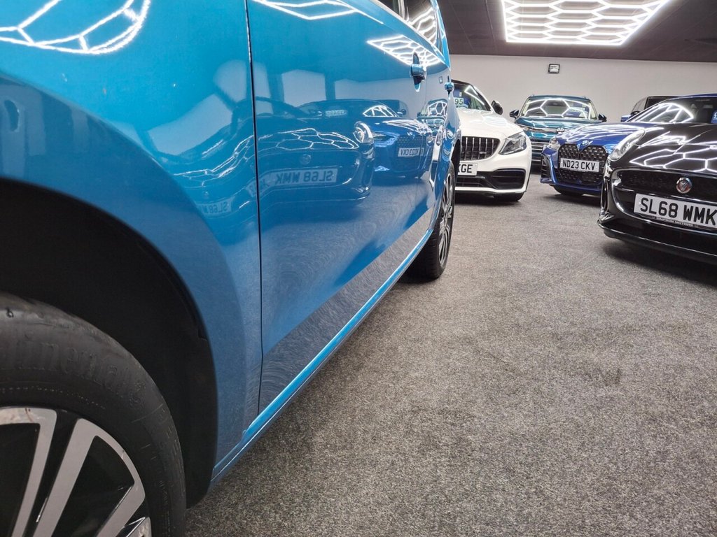 Used Volkswagen up! 2022 for sale - 76429962: Photo 23