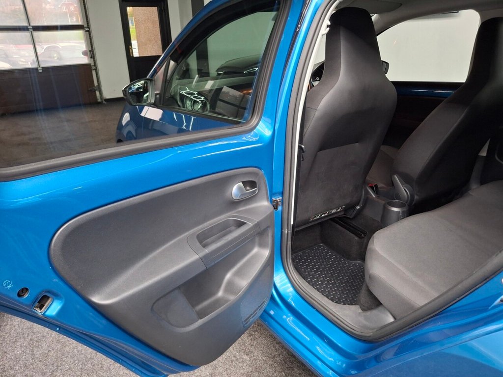 Used Volkswagen up! 2022 for sale - 76429962: Photo 40