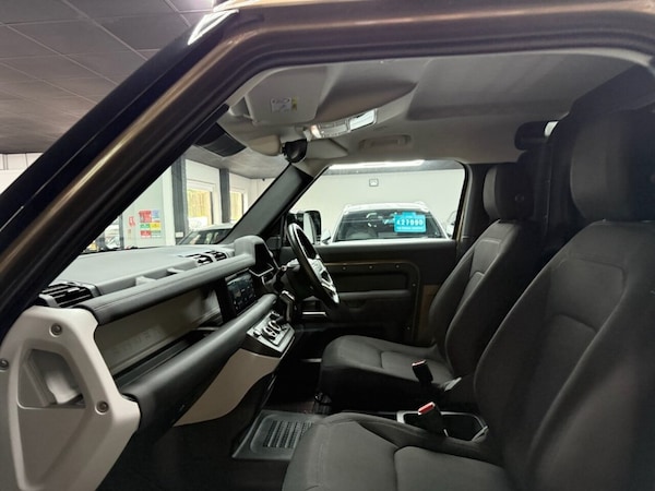 Used Land Rover Defender 2022 for sale - 74784160: Photo 35