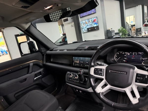 Used Land Rover Defender 2022 for sale - 74784160: Photo 43