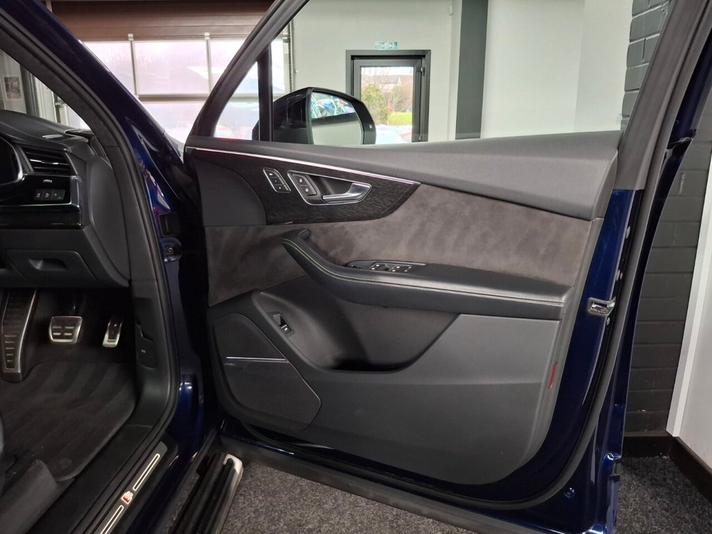 Used Audi SQ7 2020 for sale - 76724653: Photo 30