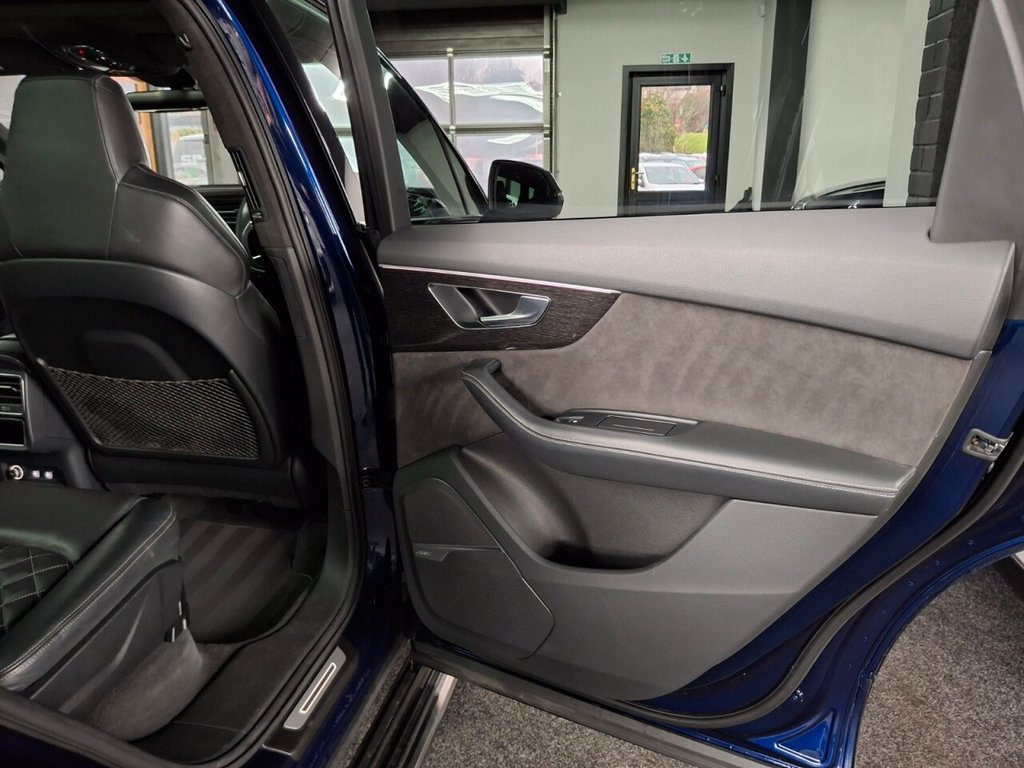 Used Audi SQ7 2020 for sale - 76724653: Photo 37