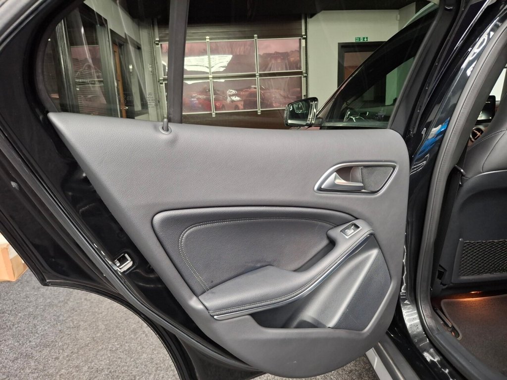 Used Mercedes-Benz GLA 2016 for sale - 76185530: Photo 40