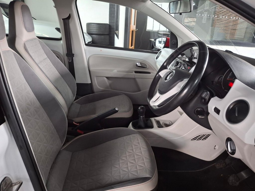 Used Volkswagen up! 2017 for sale - 76848066: Photo 5