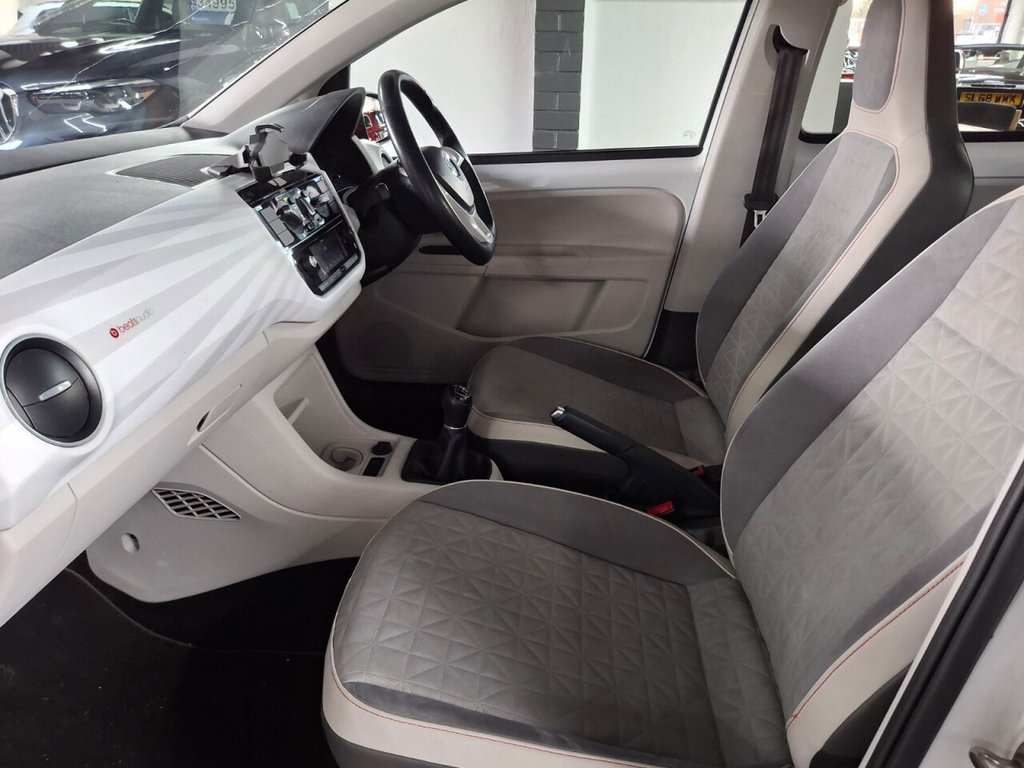Used Volkswagen up! 2017 for sale - 76848066: Photo 6