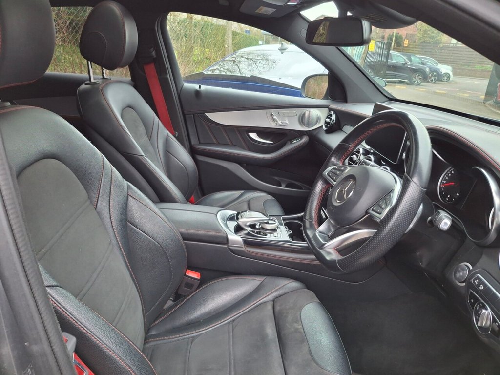 Used Mercedes-Benz GLC 2019 for sale - 77991137: Photo 4