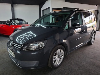 Used Volkswagen Touran 2014 for sale - 78145124: Photo