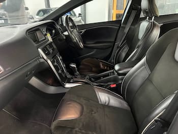 Used Volvo V40 2015 for sale - 79598717: Photo