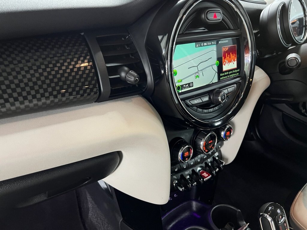 Used MINI Hatch 2018 for sale - 77161539: Photo 31