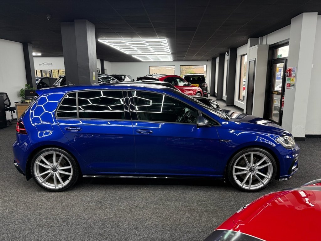 Used Volkswagen Golf 2017 for sale - 77681147: Photo 15