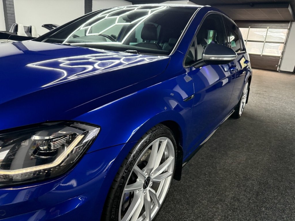 Used Volkswagen Golf 2017 for sale - 77681147: Photo 24