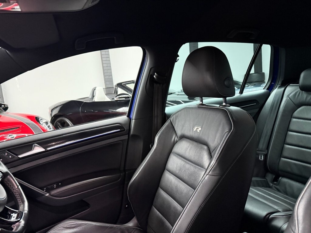 Used Volkswagen Golf 2017 for sale - 77681147: Photo 30
