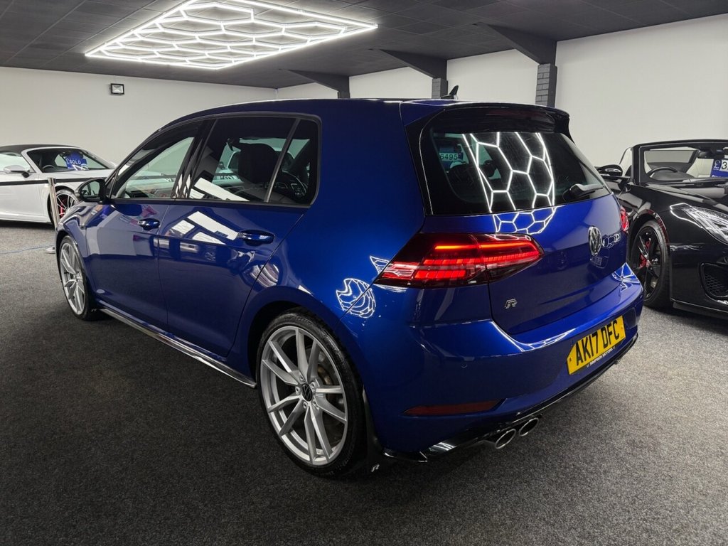 Used Volkswagen Golf 2017 for sale - 77681147: Photo 4