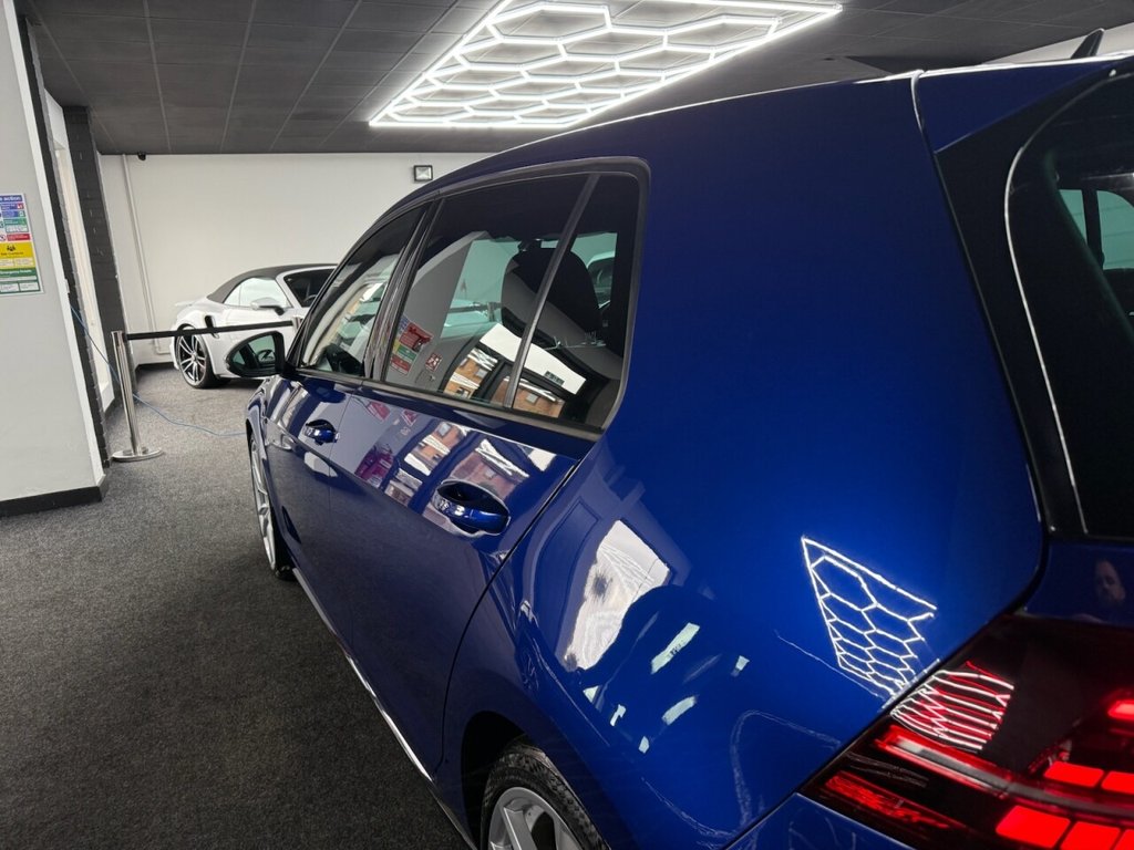 Used Volkswagen Golf 2017 for sale - 77681147: Photo 5