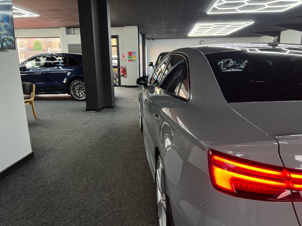 Used Audi RS3 2018 for sale - 78145197: Photo 7