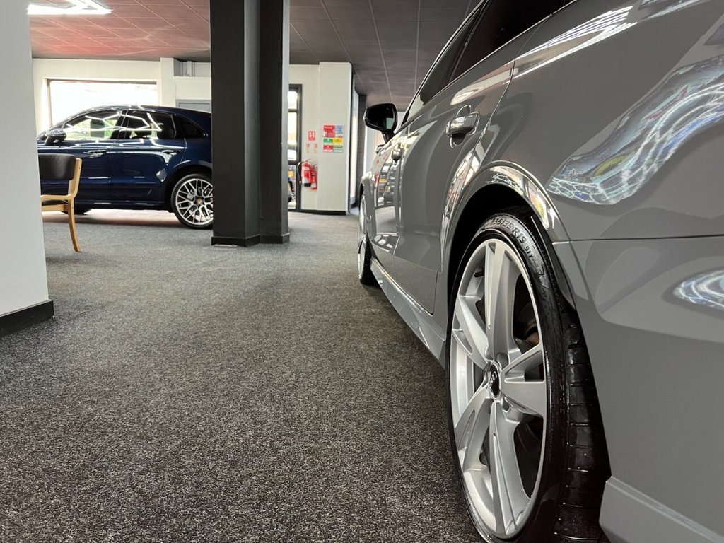 Used Audi RS3 2018 for sale - 78145197: Photo 8