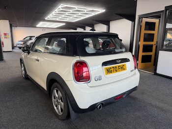 Used MINI Hatch 2021 for sale - 77212436: Photo