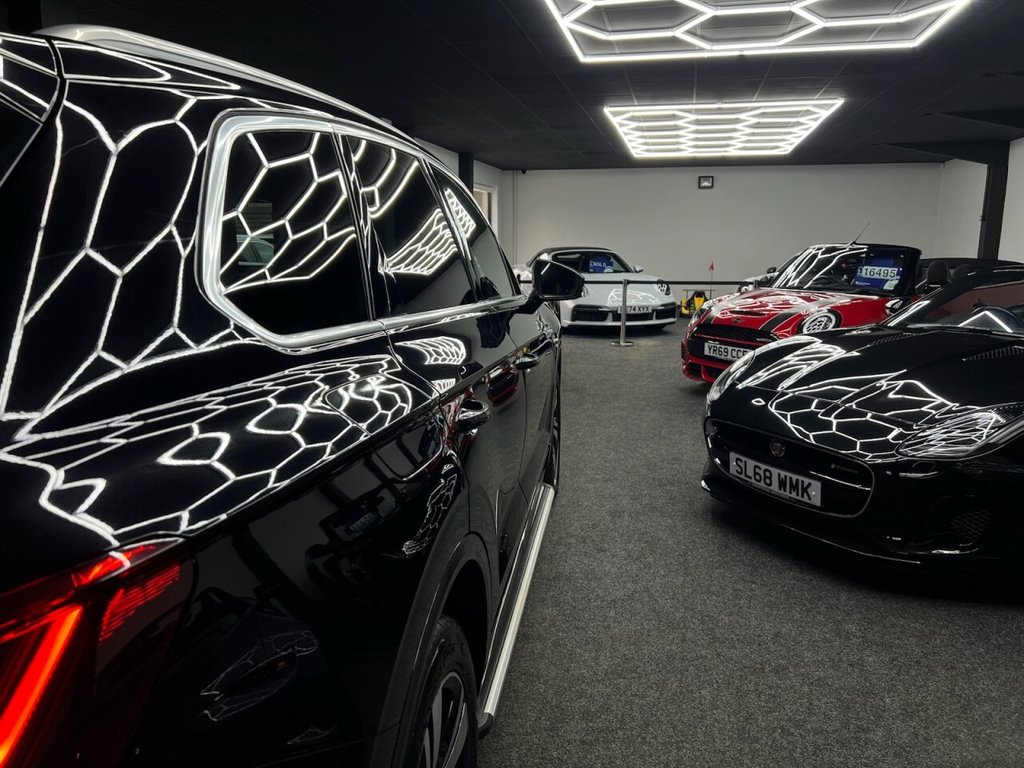 Used Volkswagen Touareg 2018 for sale - 77667264: Photo 12