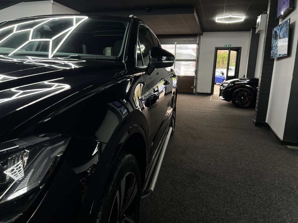 Used Volkswagen Touareg 2018 for sale - 77667264: Photo 23