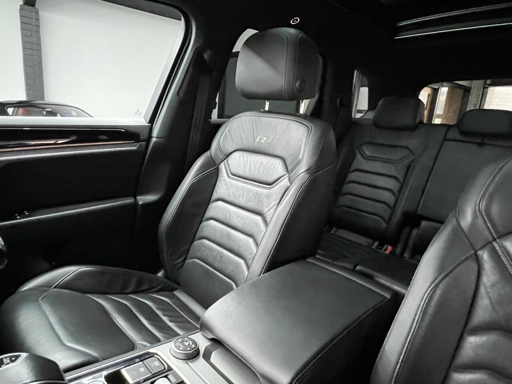 Used Volkswagen Touareg 2018 for sale - 77667264: Photo 28