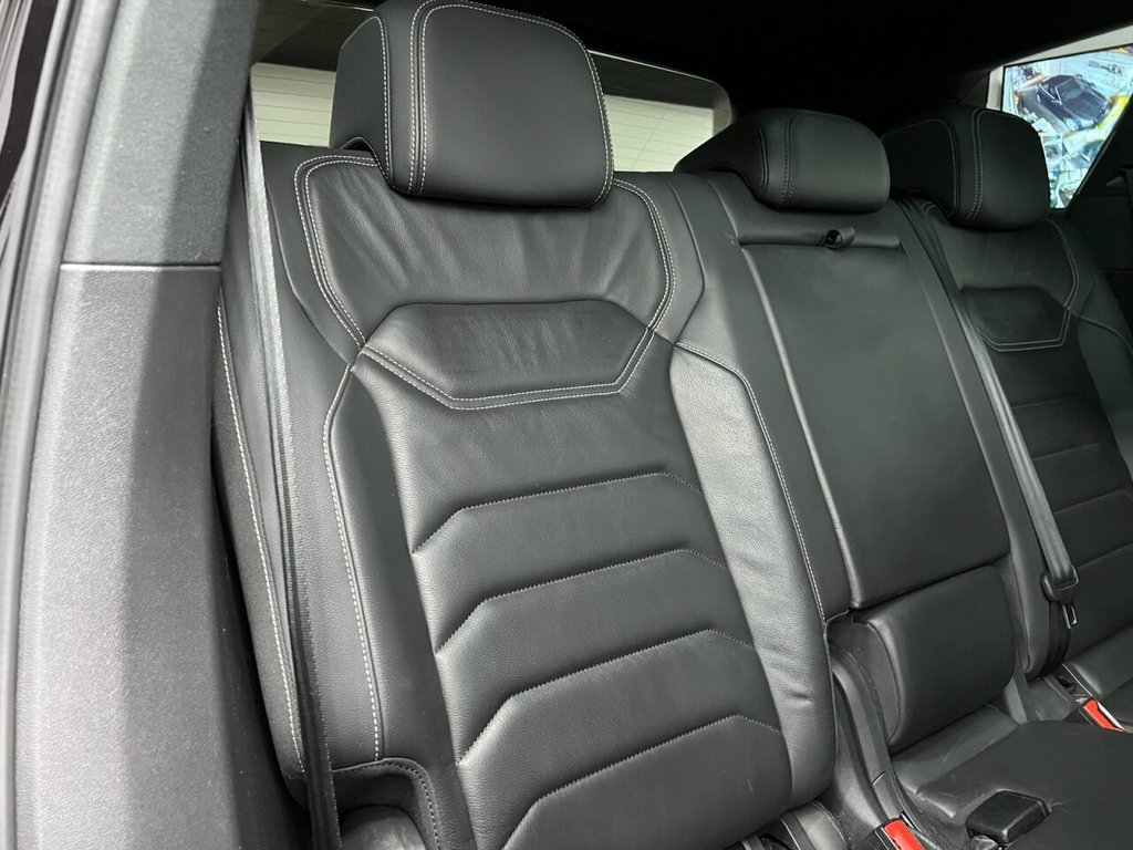 Used Volkswagen Touareg 2018 for sale - 77667264: Photo 41