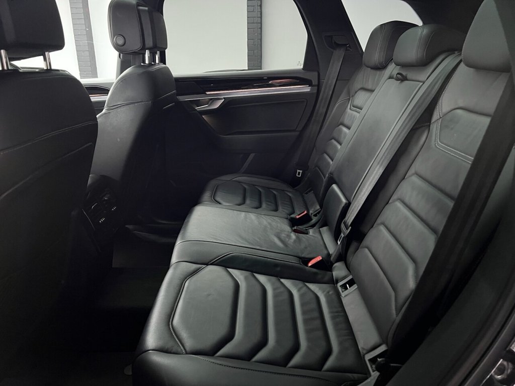 Used Volkswagen Touareg 2018 for sale - 77667264: Photo 43