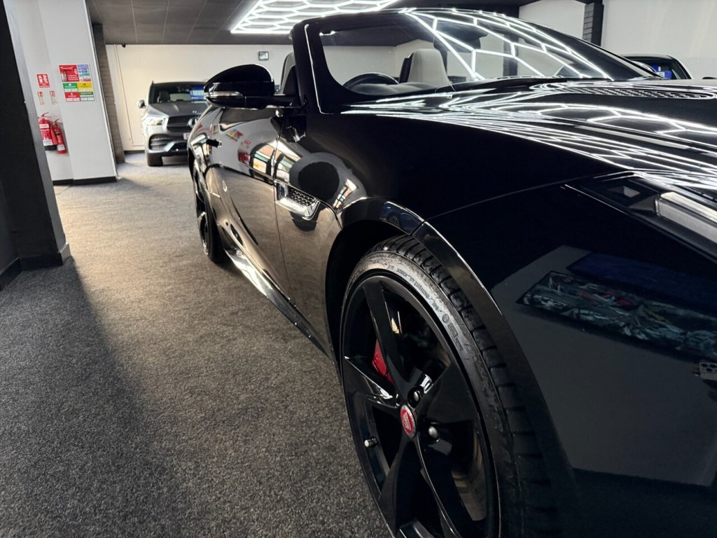 Used Jaguar F-Type 2018 for sale - 76386431: Photo 20