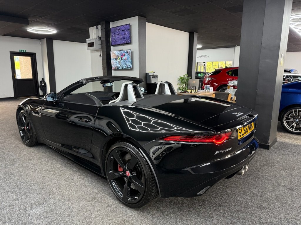 Used Jaguar F-Type 2018 for sale - 76386431: Photo 5