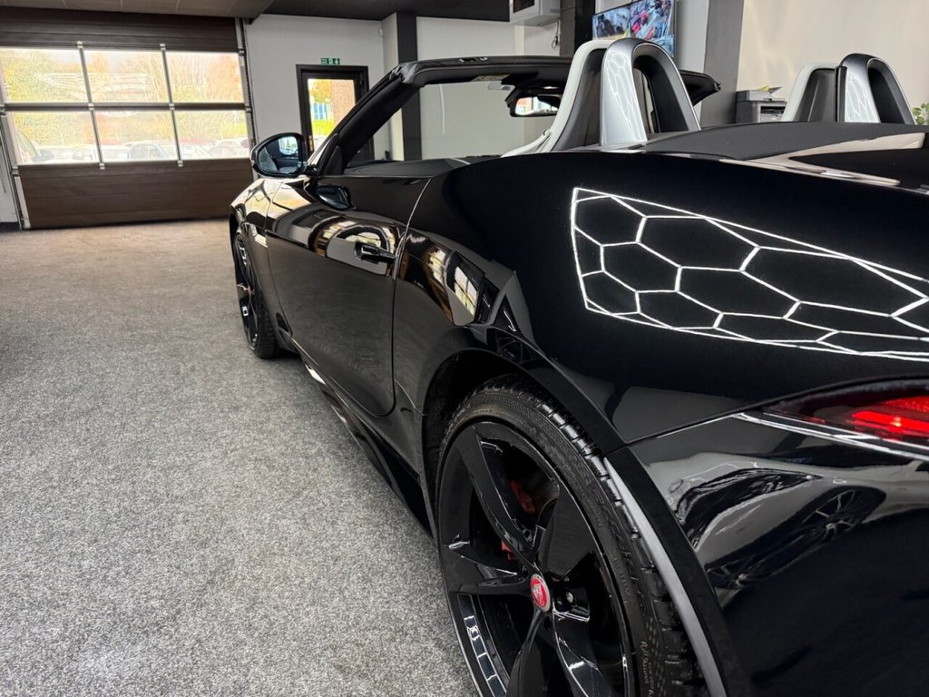 Used Jaguar F-Type 2018 for sale - 76386431: Photo 7