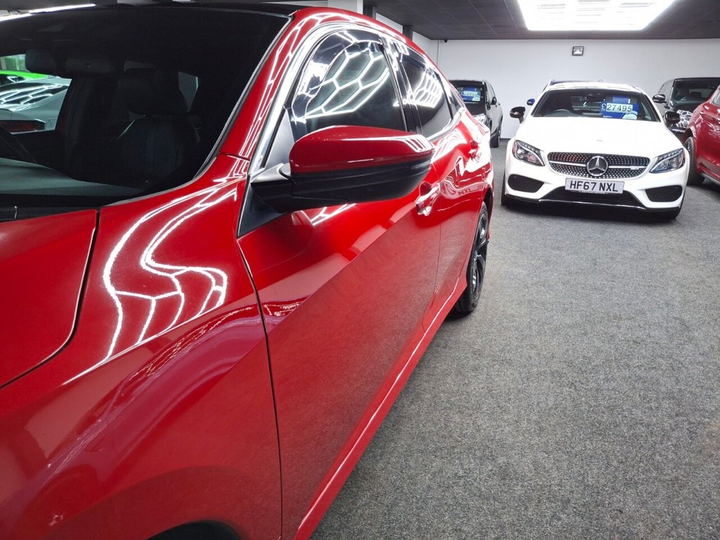 Used Honda Civic 2018 for sale - 76642796: Photo 21