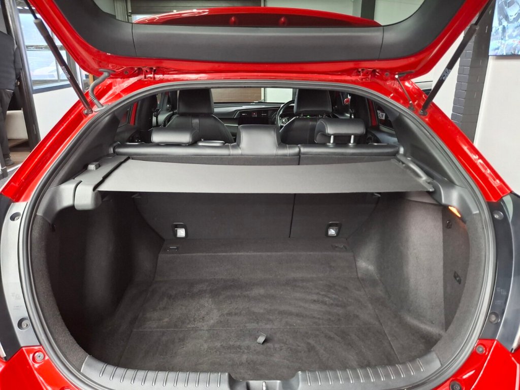 Used Honda Civic 2018 for sale - 76642796: Photo 43