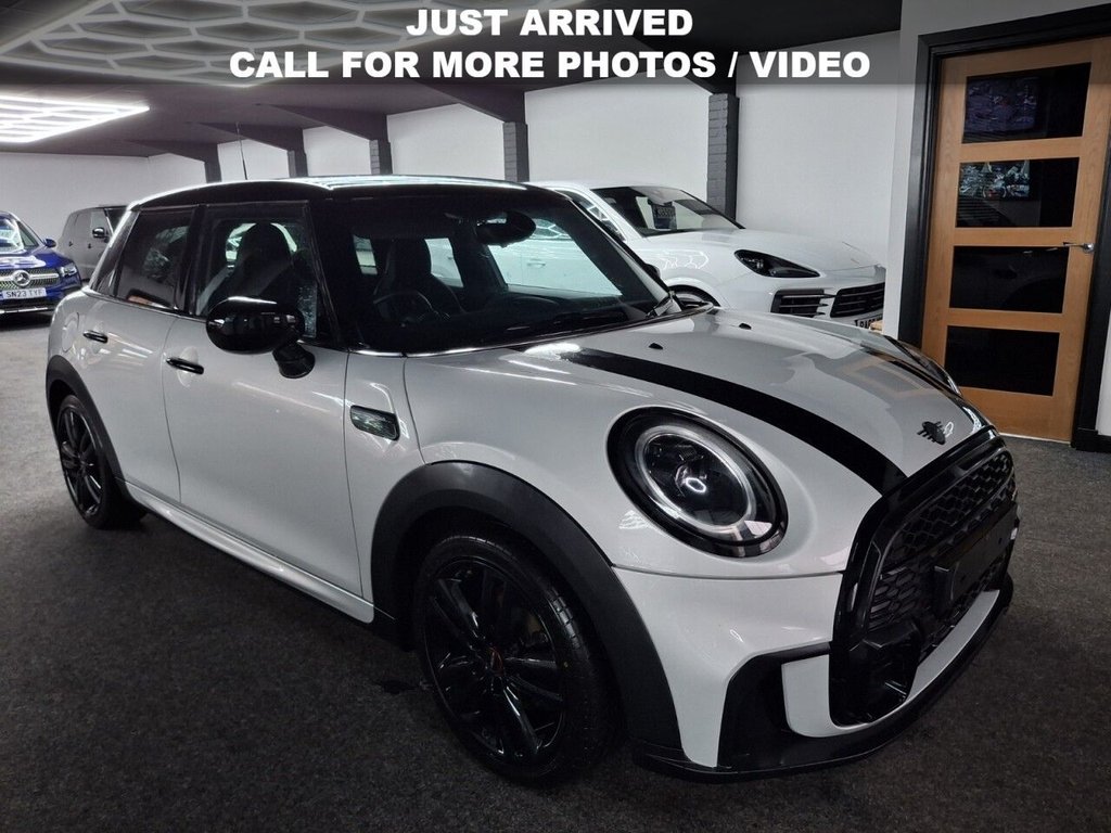 Used MINI Hatch 2021 for sale - 76934501: Photo 1