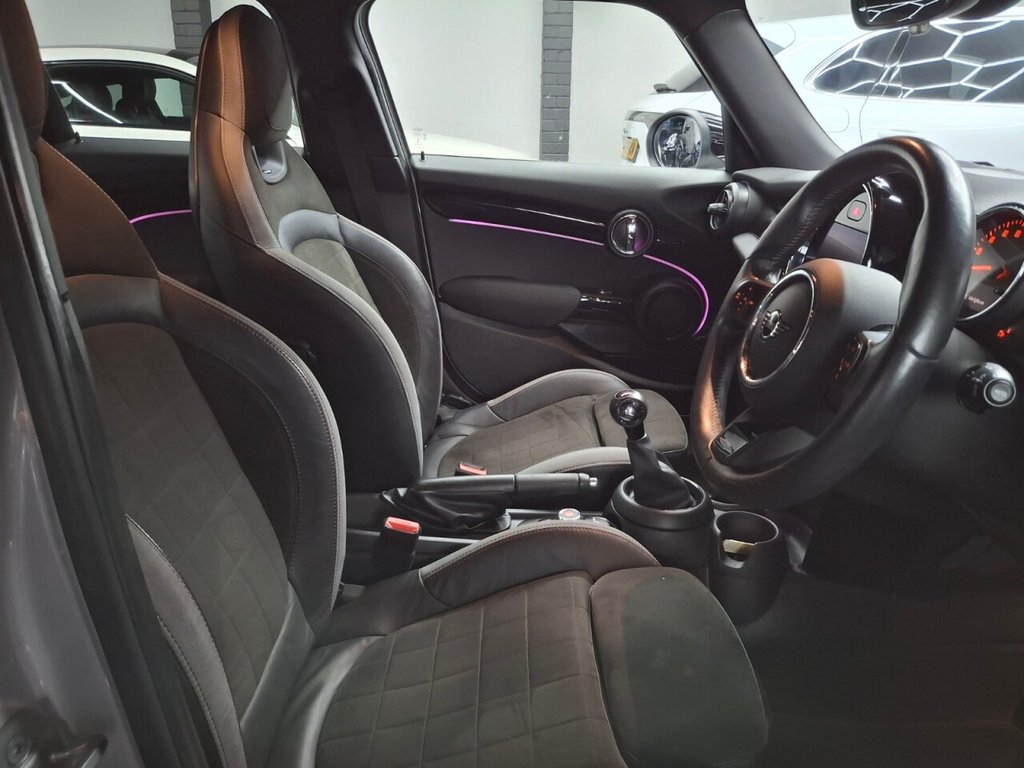 Used MINI Hatch 2021 for sale - 76934501: Photo 32