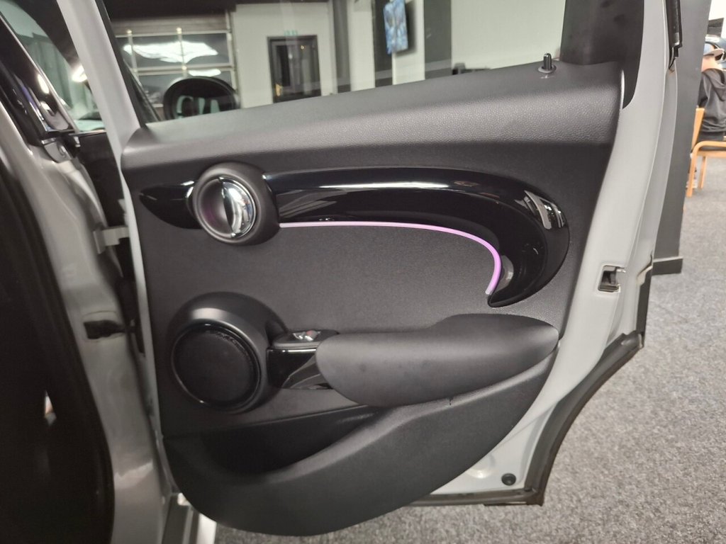 Used MINI Hatch 2021 for sale - 76934501: Photo 38